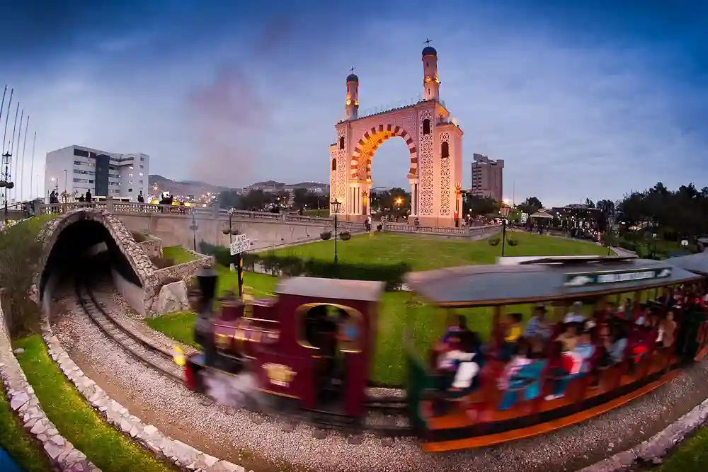 Santiago de Surco